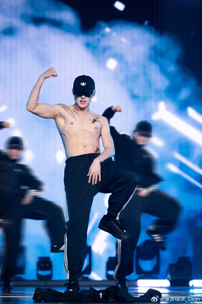 008umkaqgy1i9e2i4ao59j30qo13ztep