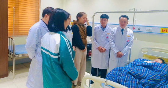 Lào Cai: Thông tin mới về sức khỏe cháu bé trong vụ nghi án mẹ bị sát hại