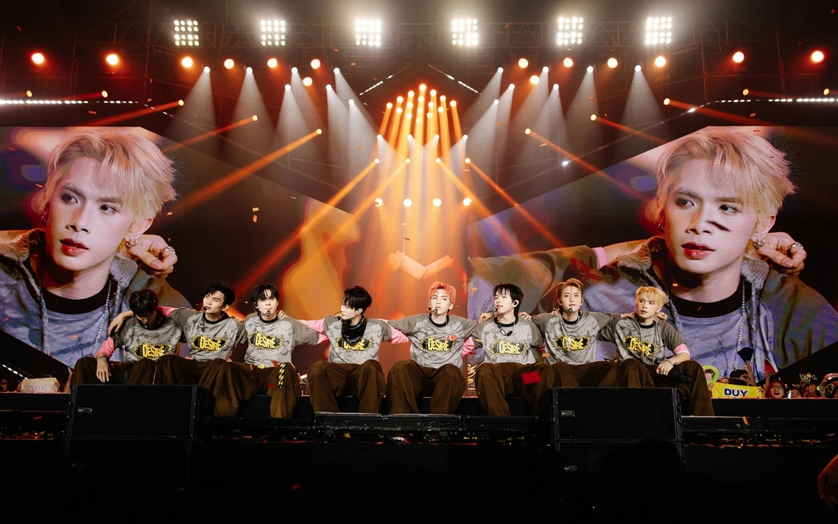 lo dien nhom nhac dau tien buoc ra tu tan binh toan nang hinh anh 4