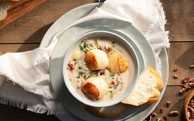 Món ngon gây chú ý ở bữa tiệc kỷ niệm 9 năm ngày cưới của Trấn Thành - Ảnh 13.