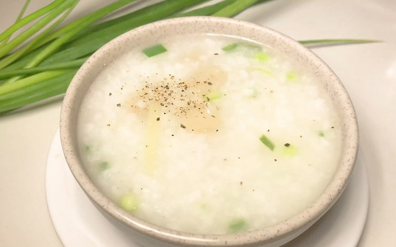 Món ngon gây chú ý ở bữa tiệc kỷ niệm 9 năm ngày cưới của Trấn Thành - Ảnh 9.