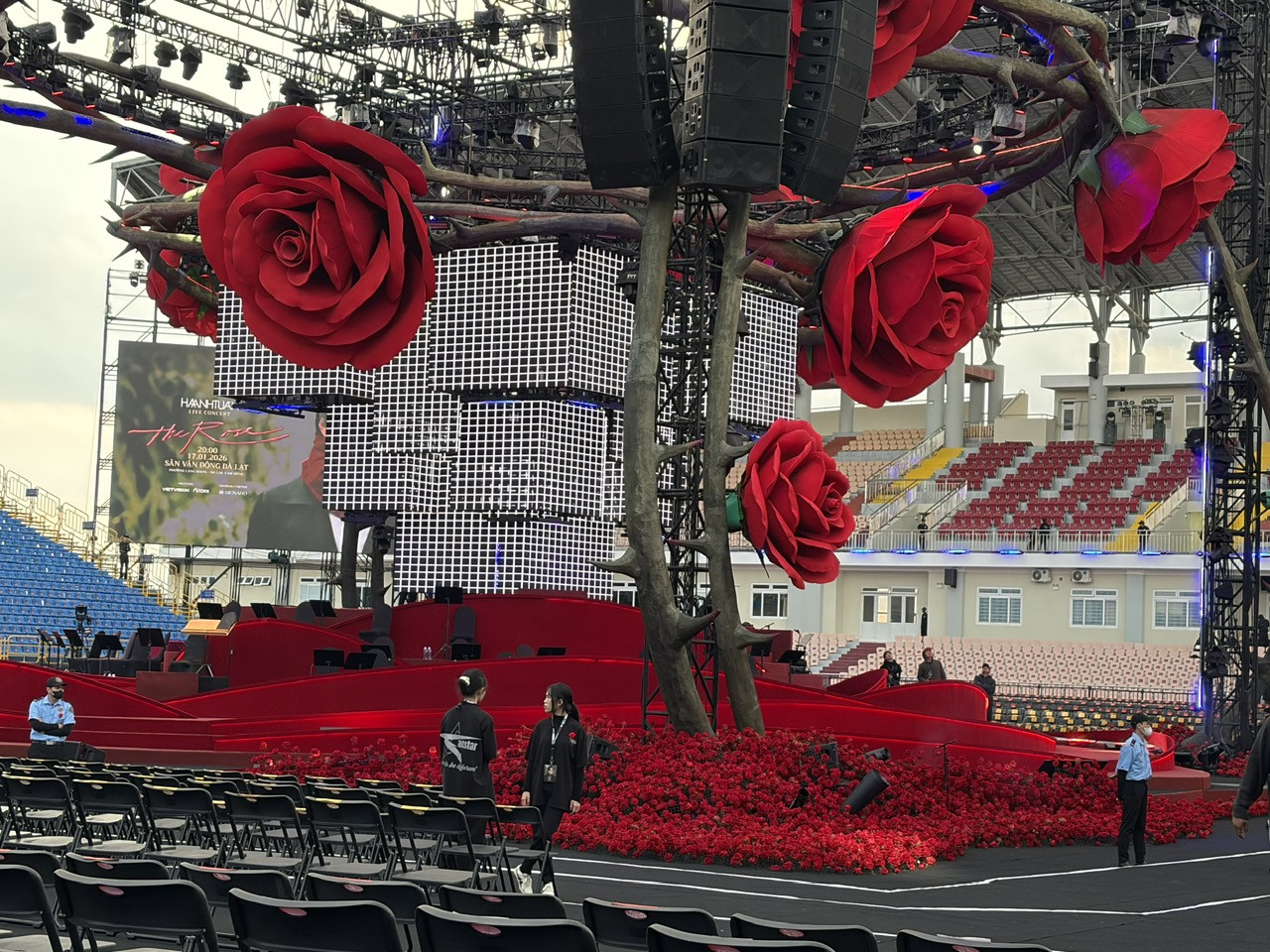 Người Đà Lạt bất ngờ với sức hút của Hà Anh Tuấn - Ảnh 2.