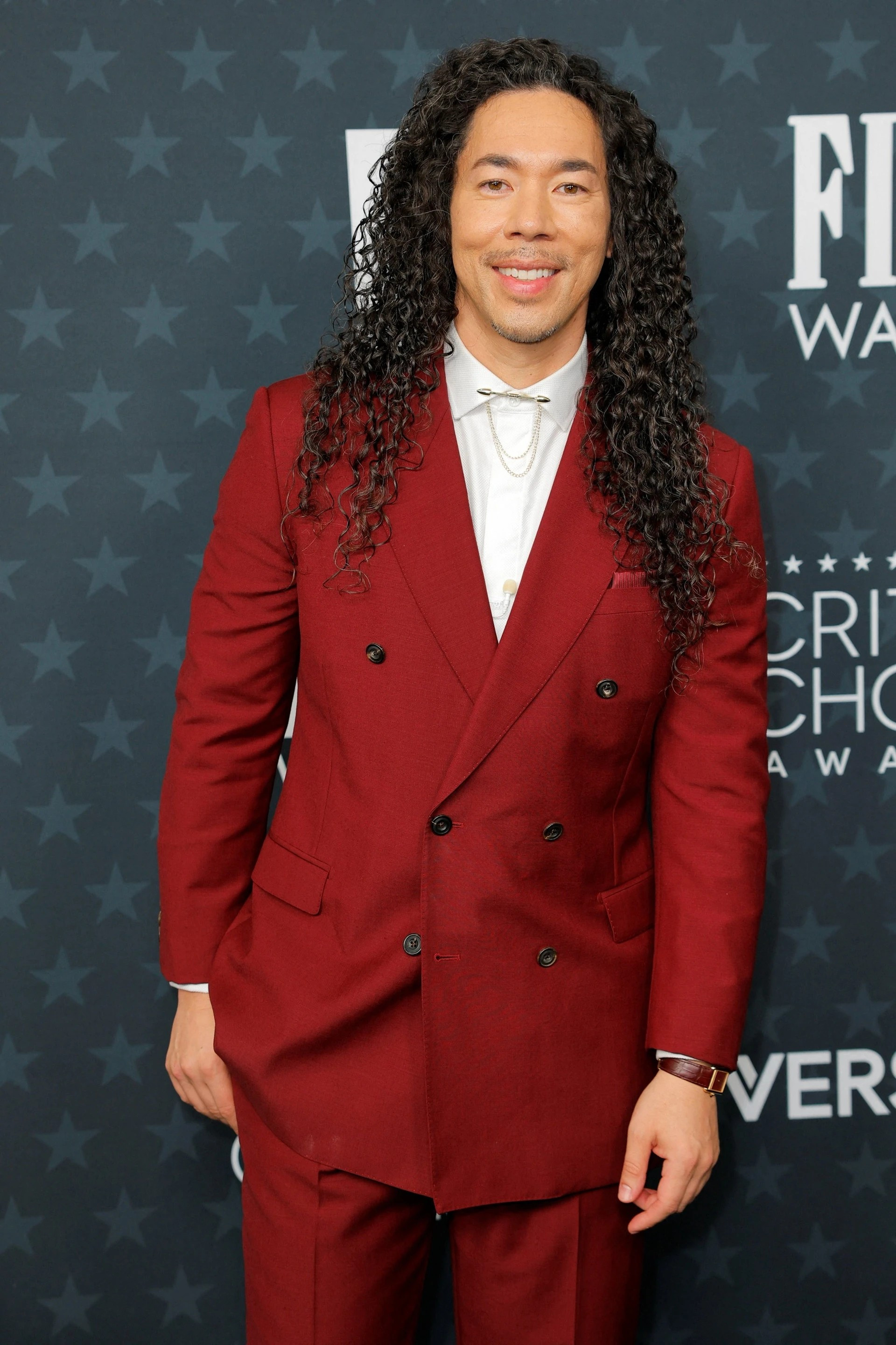 colewallisercacquyongkhongphotruongdongtrenthamdoquacauvang2026