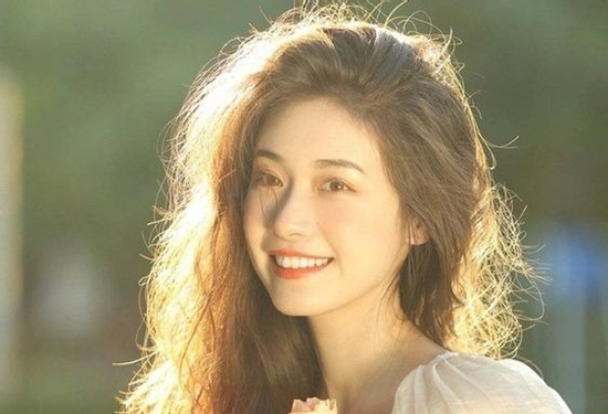 Trong 5 ngày mùng 1, 2, 3, 4, 5 tháng Chạp, 3 con giáp Thần Tài nhắm trúng, tiền vào cửa trước, vàng vào cửa sau