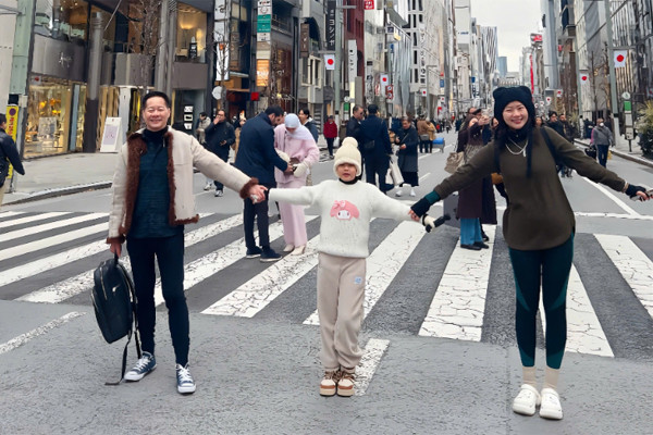 Phan Như Thảo cùng chồng đại gia và con gái đón Tết ở Nhật Bản - Ảnh 6.