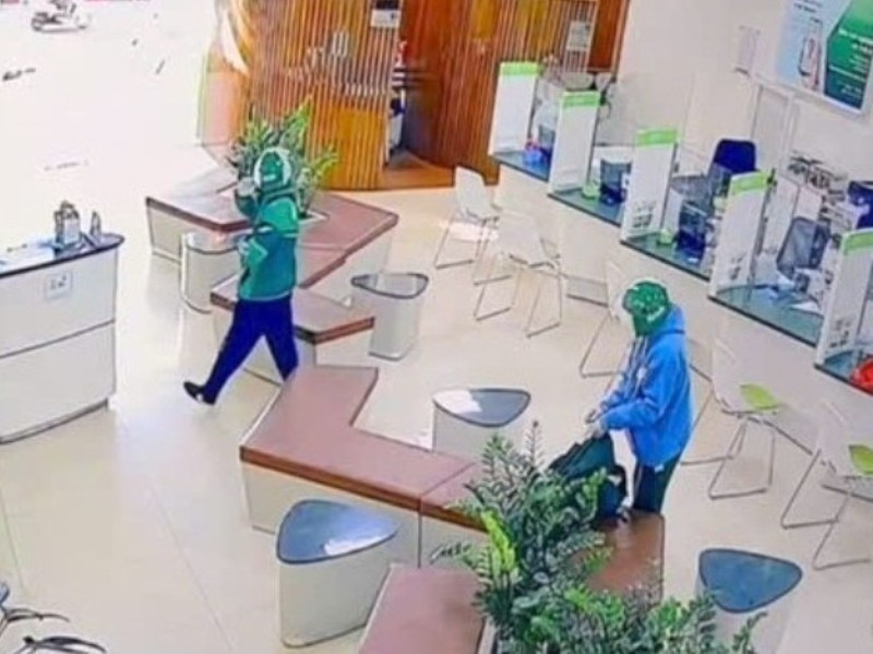 Truy bắt nghi phạm 1.jpg