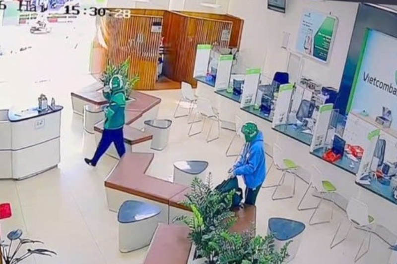 Cướp ngân hàng 2.jpg