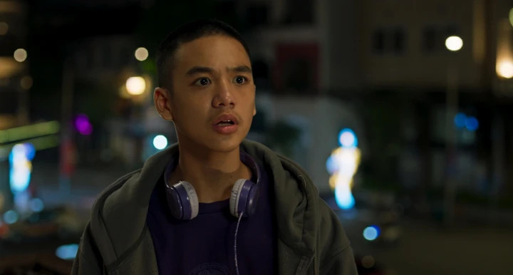 Diễn Viên Nhí Đóng Vai Chính Trong Phim Việt Đang Dẫn Đầu Phòng Vé Là Ai? - 2