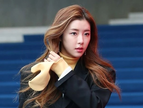 Vượt lên dư luận sau bê bối của chồng, nữ minh tái xuất màn ảnh - Ảnh 1.