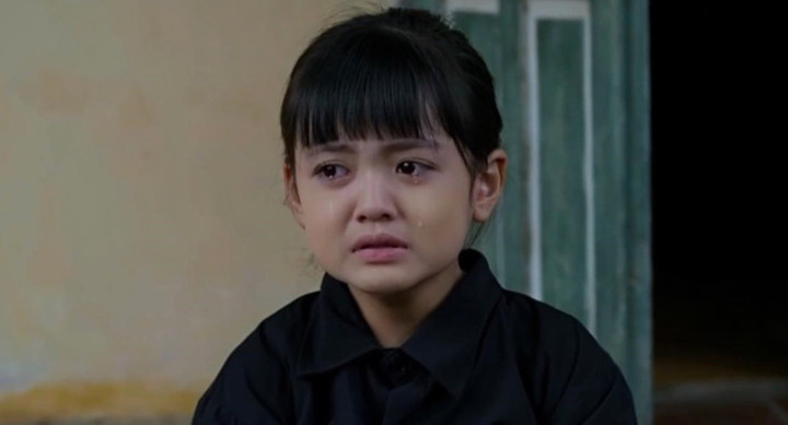 Diễn Viên Nhí 8 Tuổi Gây Sốt Phim Giờ Vàng Vtv Vì 'Lấy Nước Mắt Khán Giả' Trên Các Diễn Đàn Về Phim, Nhiều Khán Giả Dành Lời Khen Cho Lối Diễn Tự Nhiên, Giàu Cảm Xúc Của Cherry An Nhiên, Cho Rằng Nhân Vật Đã Mang Đến Chiều Sâu Cho Câu Chuyện. Thậm Chí Nhiều Người Còn Nói