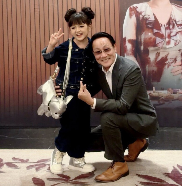 Diễn Xuất Của Cherry An Nhiêm Thậm Chí Khiến Nsưt Hoàng Hải Nhận Xét: “Bố Nghĩ Tới Khi Con 16 Tuổi Mà Diễn Như Thế Này Là Phải Lên Nsưt Rồi, 21 Tuổi Khéo Vừa Đạt Danh Hiệu Hoa Hậu, Người Mẫu, Diễn Viên, Nsnd Rồi 22 Tuổi Về Hưu. Chứ Diễn Nhi Như Thế Này Thì Cứ Gọi Đỉnh Của Chóp, 10 Điểm Không Có Nhưng