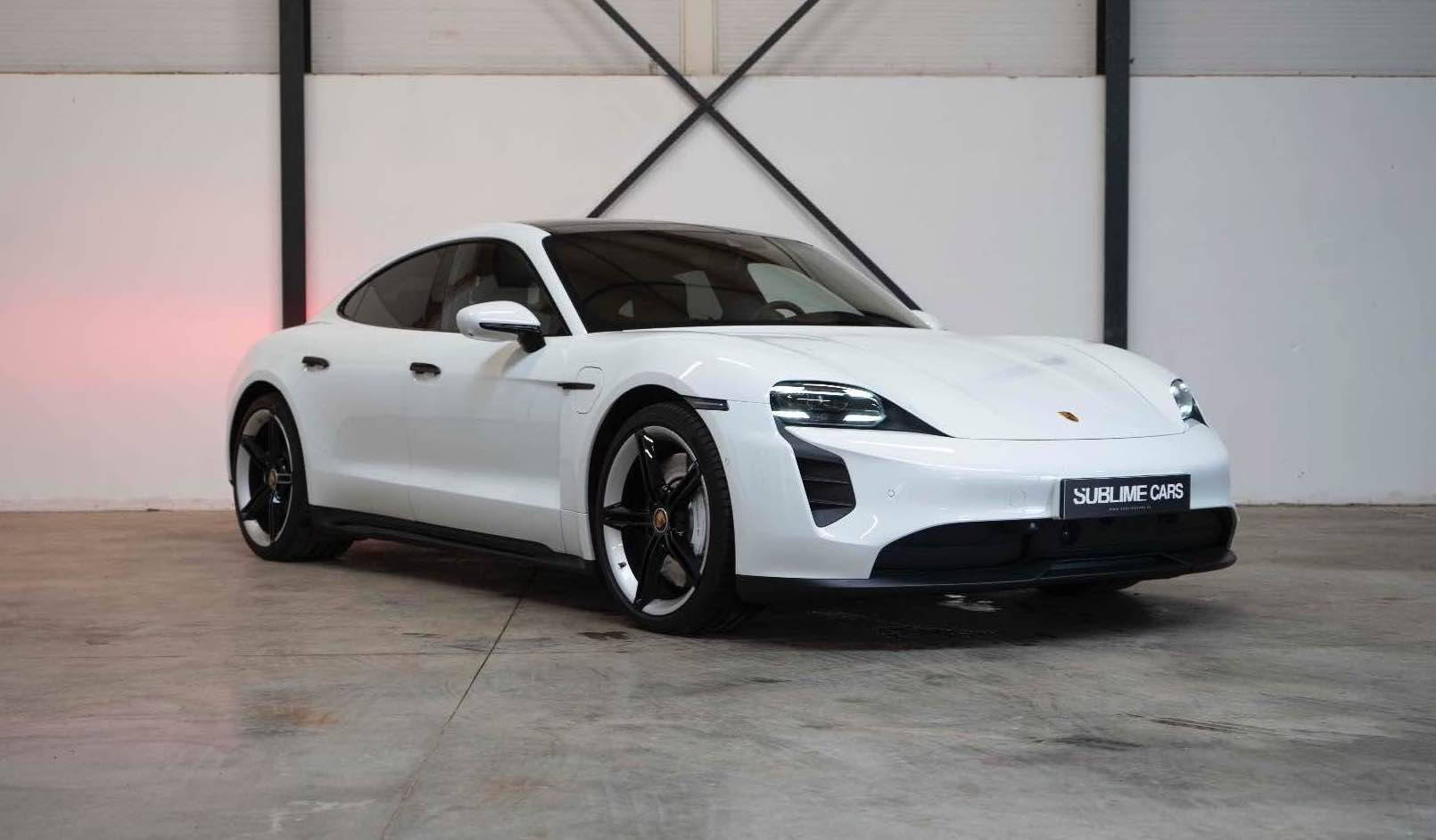 6740505f34dc448f1dc0244465e71b290bd4c8c90f84208265d4835f715f15d5298176efdsc07341 1