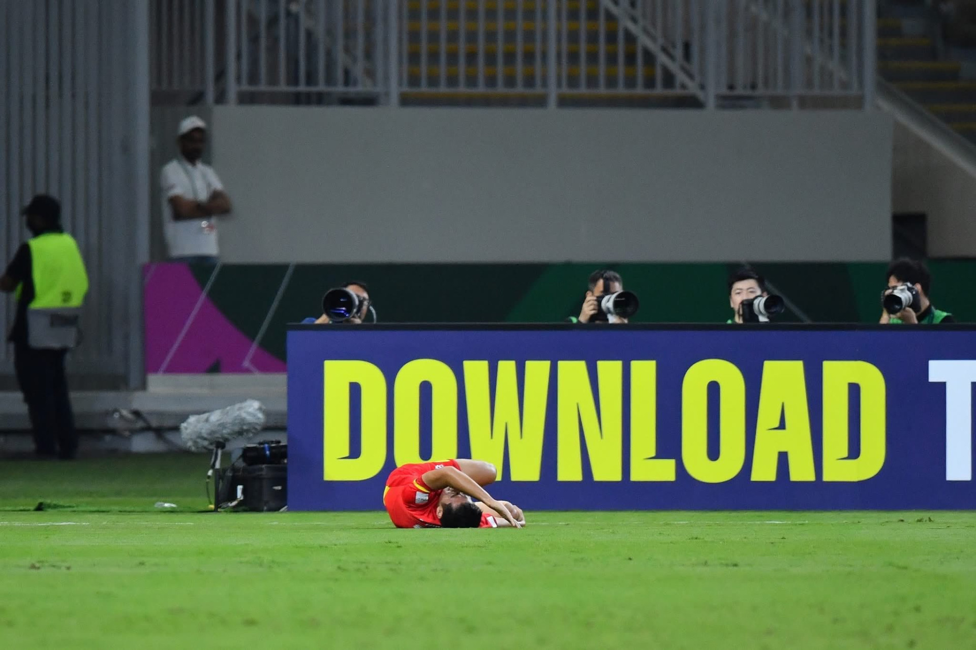 Hiểu Minh viết tâm thư gửi khán giả Việt Nam- Ảnh 3.