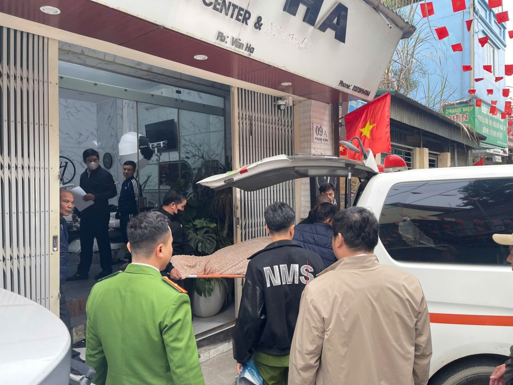 tu vong phun xam.jpg