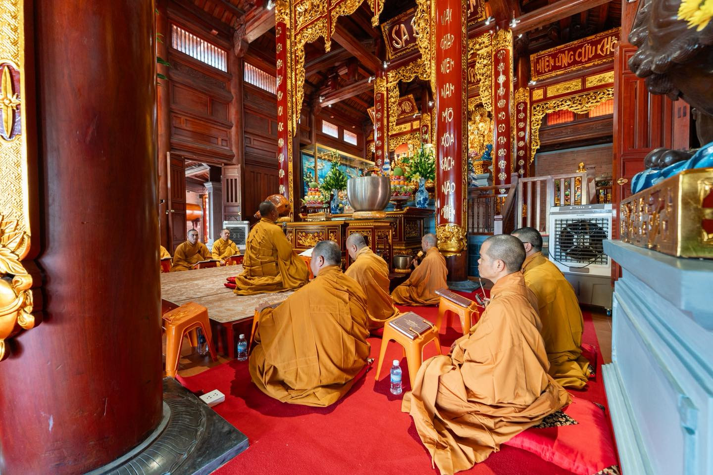 Cận cảnh ngôi chùa có bảo tháp dát vàng - Nơi doanh nhân Minh Hoàng và Á hậu Phương Nhi làm lễ Hằng thuận - Ảnh 13.