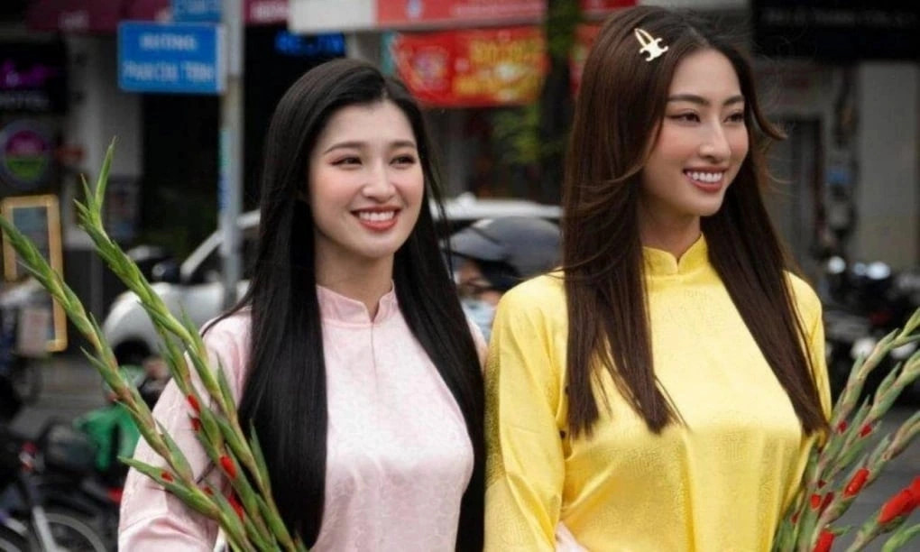 sao viet 23 1 hoa hau luong thuy linh du dam cuoi phuong nhi hinh anh 1