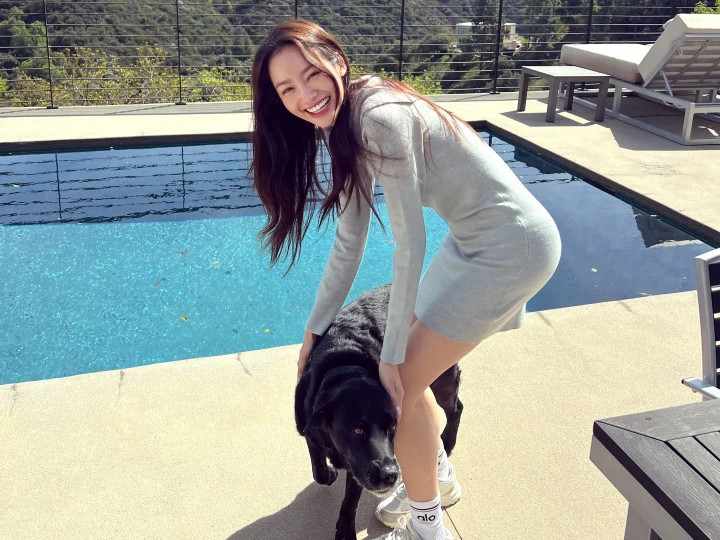 Mỹ nhân Việt đầu tiên lọt top 100 gương mặt đẹp nhất thế giới giờ ra sao? - 3