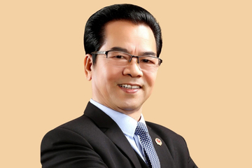 NSND Trần Nhượng nhập viện