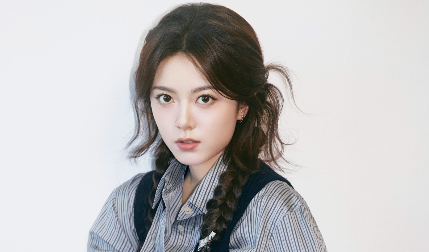 Bốn Nữ Diễn Viên Bị Ngăn Đóng Phim Trieu-Kim-Mach5.Jpg