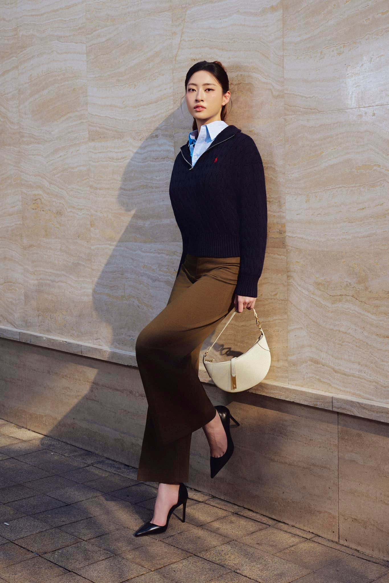 Nhan sắc mỹ nhân Việt gây bất ngờ khi dự đám cưới Á hậu Phương Nhi - Ảnh 3.