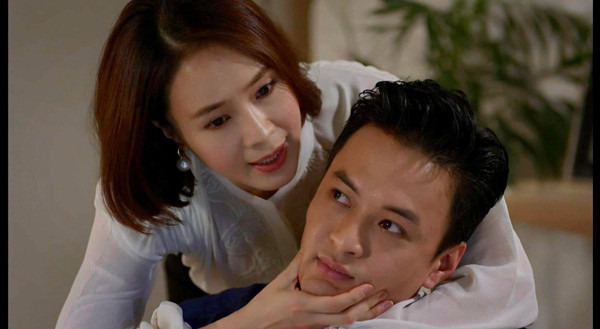 Hồng Đăng - Hồng Diễm Gây Sốt Mạng Xã Hội Trong Hôn Lễ Của Đồng Nghiệp Vì Một Hành Động Dễ Thương Hồng Diễm - Hồng Đăng: Từ Tình Nhân Trên Màn Ảnh Đến Tri Kỷ Ngoài Đời - Ảnh 9.