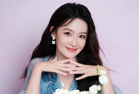 Trúng số độc đắc sau 16h30 chiều nay (26/1/2026), 3 con giáp Thần Tài hậu thuẫn, tiền bạc chảy vào nhà nhiều vô kể