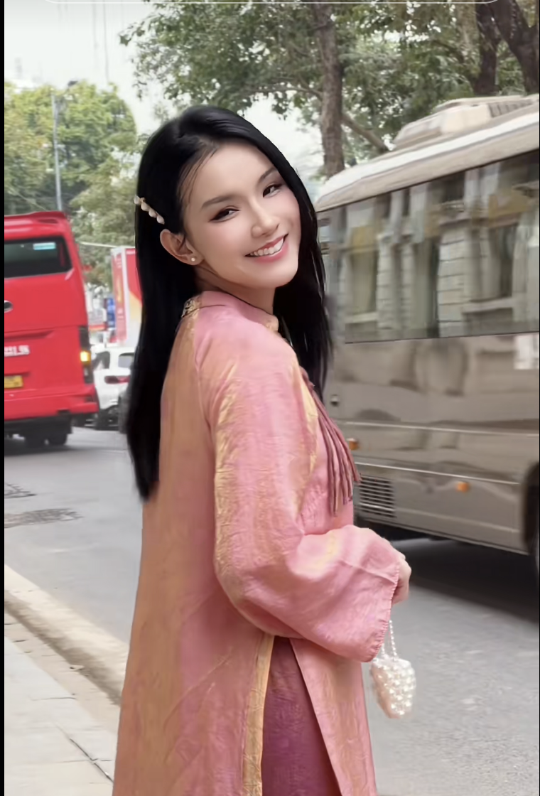 Hoa hậu Thùy Lâm gây ngỡ ngàng ở tuổi 39 - Ảnh 3.