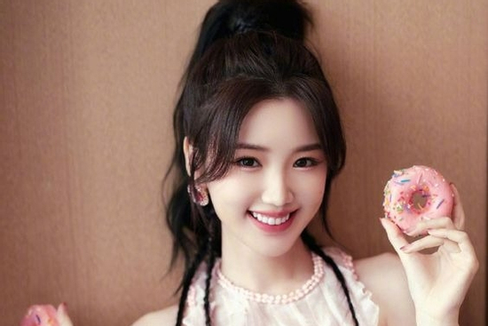 Tử vi tiết lộ: Người sinh các tháng Âm lịch này thường sống tích cực nên dễ thăng tiến