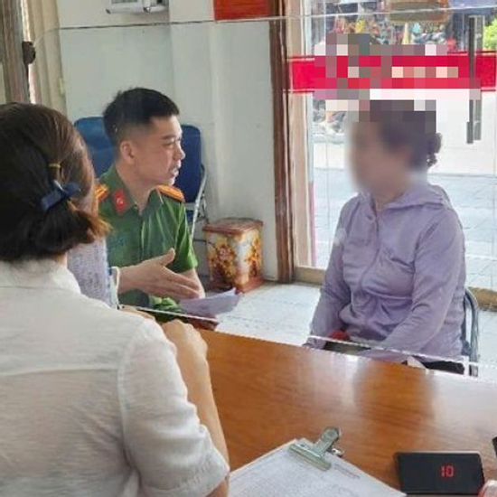 Xuất hiện chiêu lừa đảo mới, tất cả người dân cần dịch vụ này ở ngân hàng chú ý