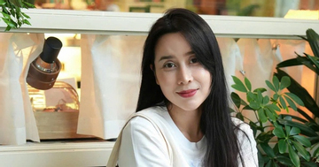 Ca sĩ Lưu Hương Giang khoe sắc vóc mặn mà ở tuổi 43