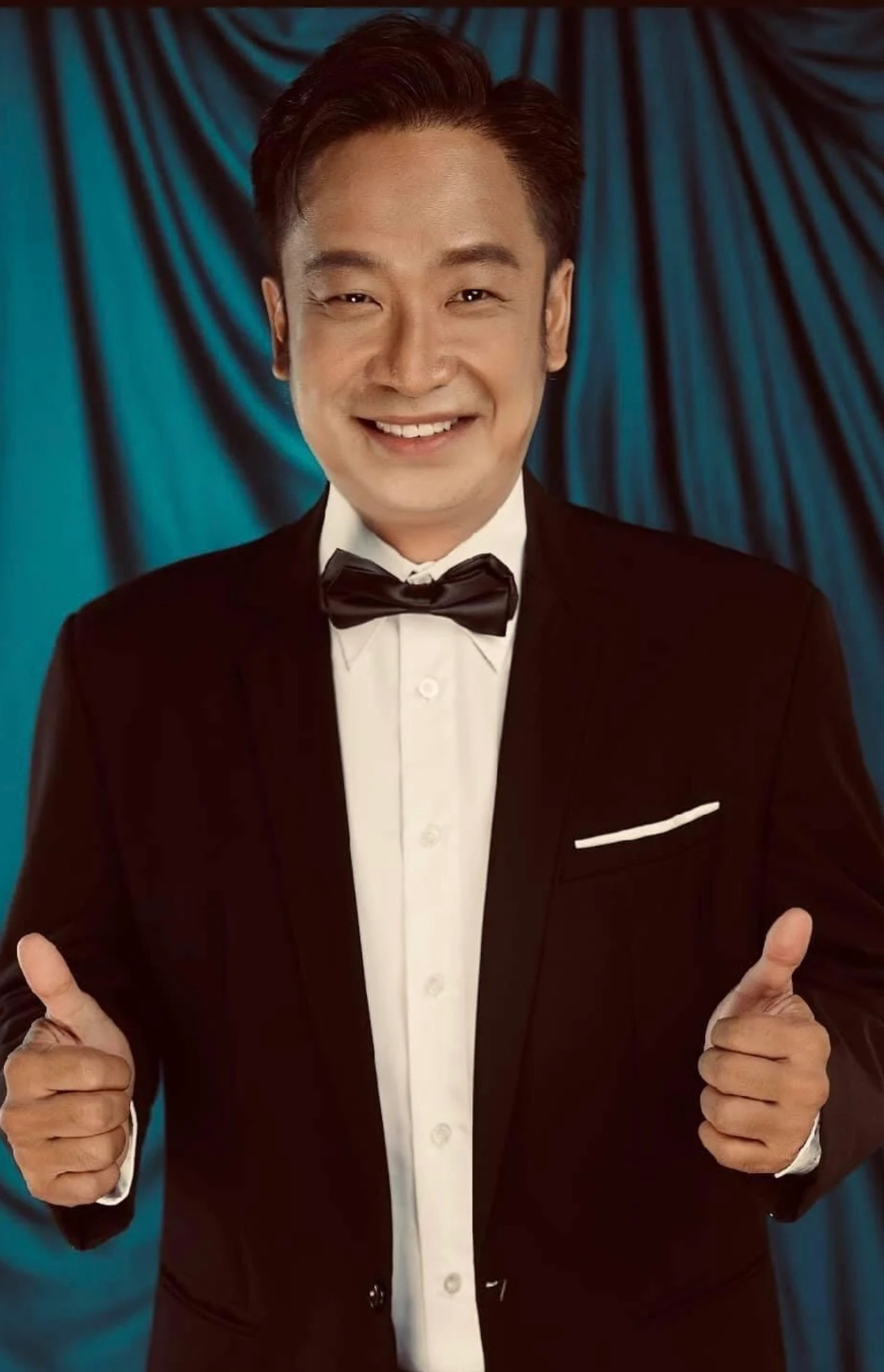 Diễn Viên Đình Hiếu 'Cổng Mặt Trời' Tuổi 46 Viên Mãn Bên Vợ Trẻ Kém 8 Tuổi Batch 26E4616D Dfd5 4052 B9B2 57.Jpg