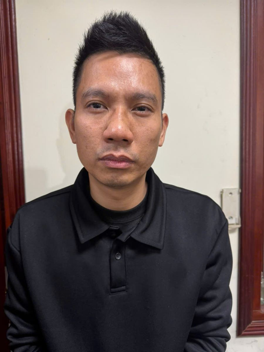 Bóc trần đường dây môi giới bán dâm nam cho 'quý bà' trung niên hoạt động qua Zalo - Ảnh 1.