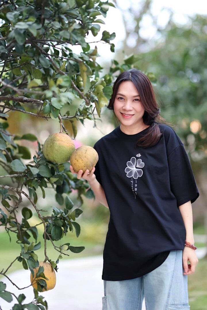 Khu Vườn Ngập Hoa Trái Trong Cơ Ngơi ‘Đi Mỏi Chân Không Hết’ Của Mỹ Tâm - Ảnh 7.