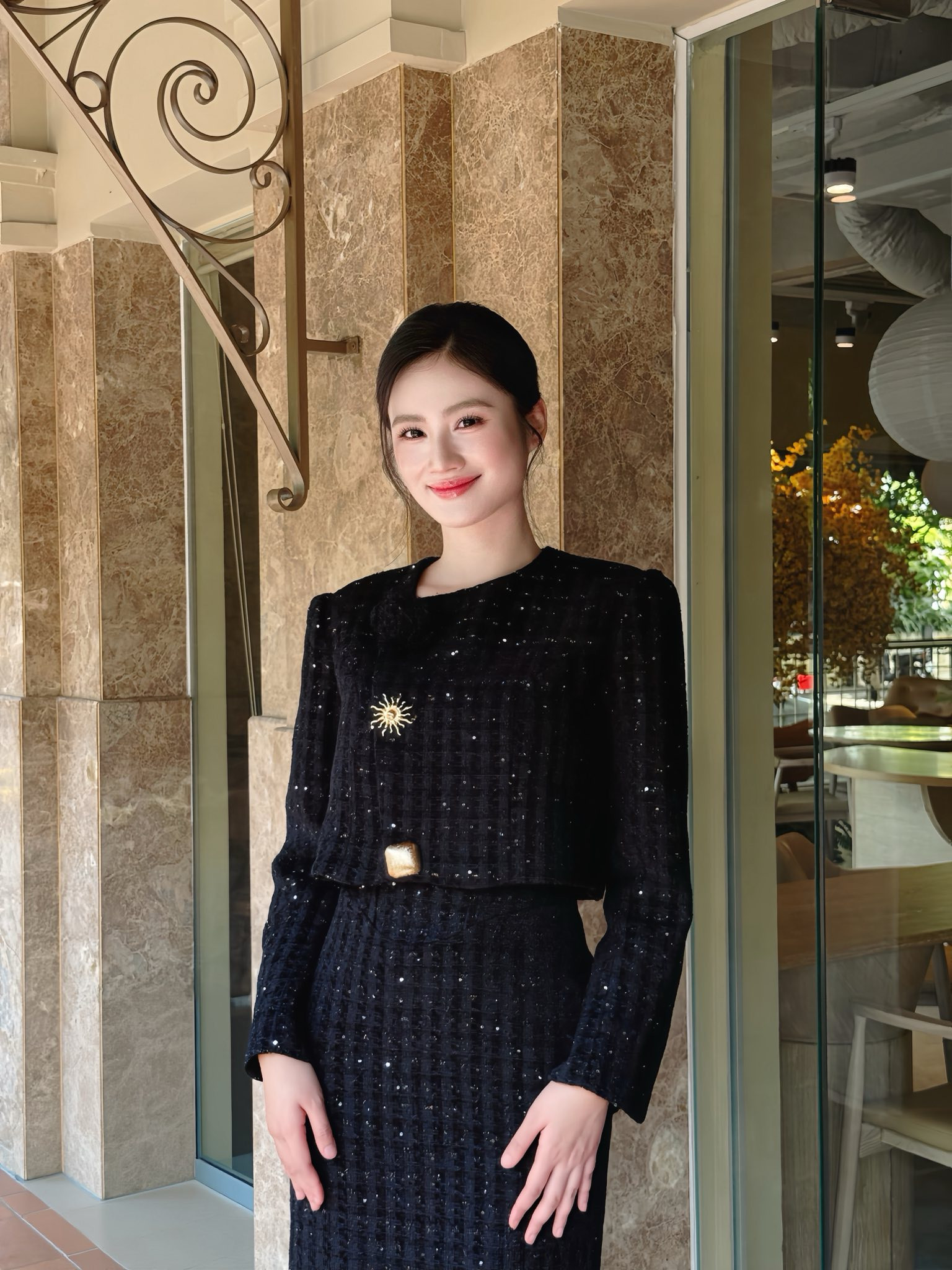 Hoa Hậu Ý Nhi Về Việt Nam Làm Đám Cưới Với Bạn Trai Sau 9 Năm Yêu? Y Nhi.jpg