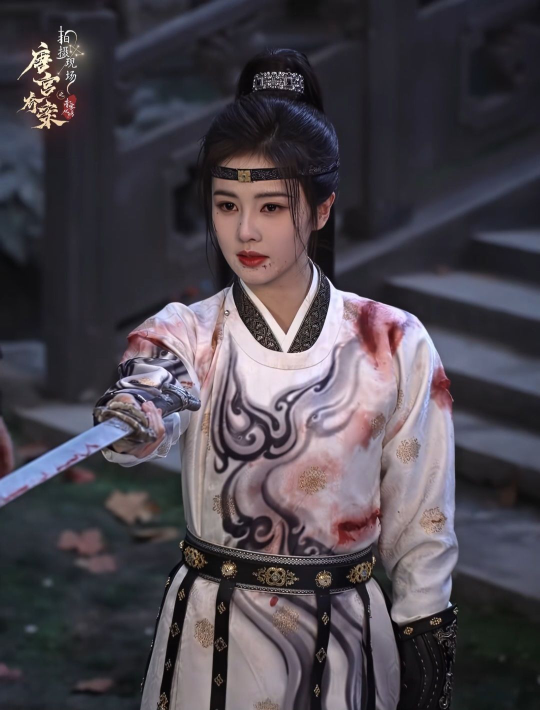 Bạch Lộc Được Truyền Thông Trung Quốc Đánh Giá Cao Vì Sự Chuyên Nghiệp - Ảnh 1