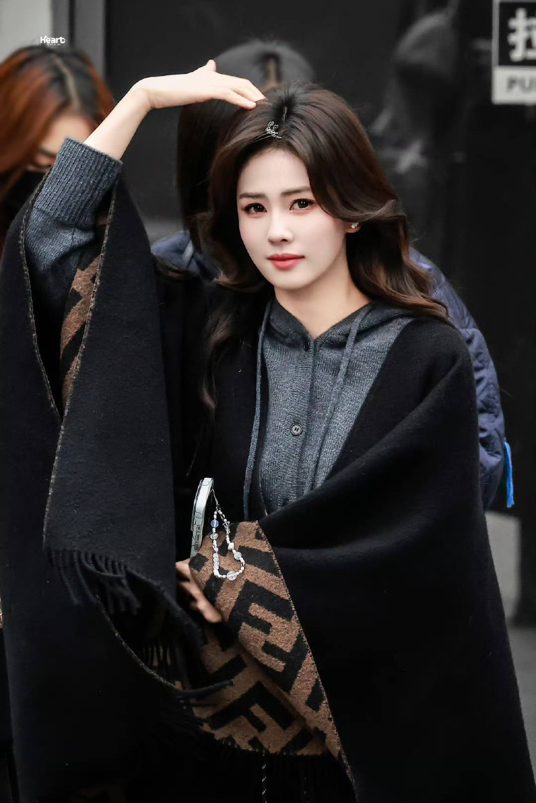 Bạch Lộc Được Truyền Thông Trung Quốc Đánh Giá Cao Vì Sự Chuyên Nghiệp - Ảnh 2