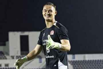 Cựu tuyển thủ châu Âu chính thức có quốc tịch Việt Nam, sẵn sàng cùng HLV Kim Sang-sik đấu Malaysia