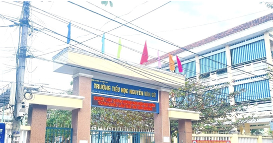 Giáo viên tự ý hạ điểm học sinh, không chỉ là con số mà là tư cách người thầy