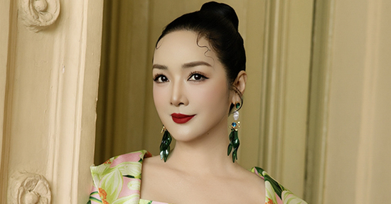 Hoa hậu Giáng My trẻ đẹp bất chấp thời gian ở tuổi 55