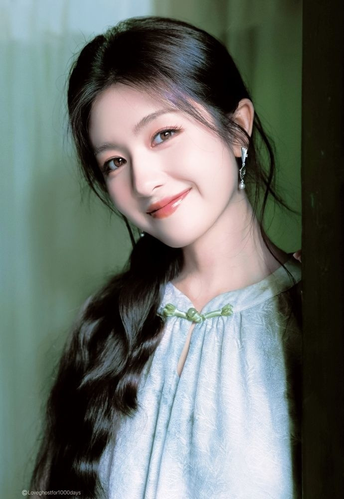 Nghệ Sĩ Trong Danh Sách Đen 28829Fa8928C9Bcfc002A41B74148F69.Jpg