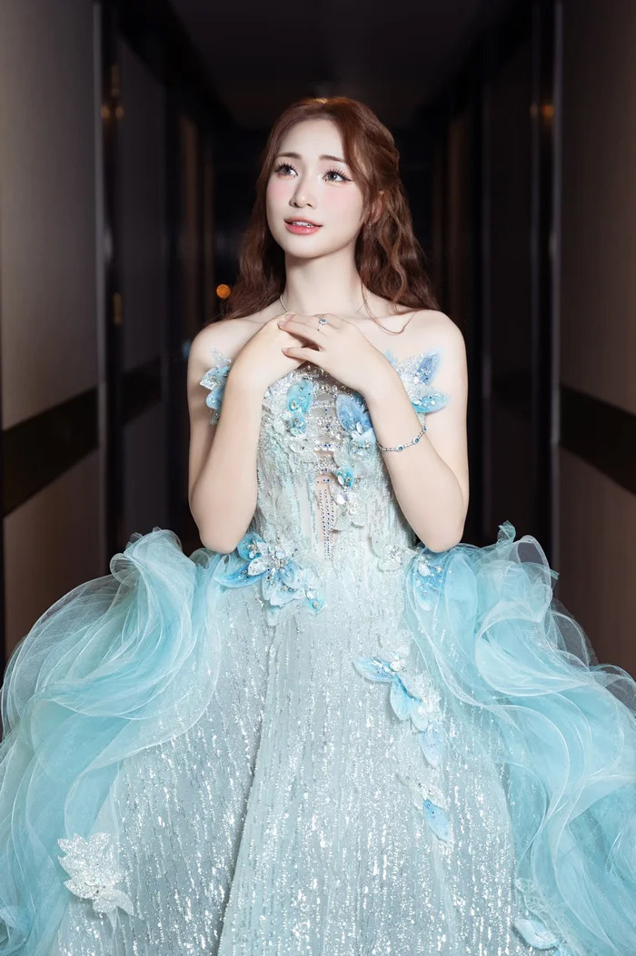 Người Đàn Ông Đặc Biệt Gửi Lời Ngắn Gọn Nhưng Đầy Ý Nghĩa Đến Hòa Minzy Là Ai? Người Đàn Ông Đặc Biệt Gửi Lời Ngắn Gọn Nhưng Đầy Ý Nghĩa Đến Hòa Minzy Là Ai?- Ảnh 3.