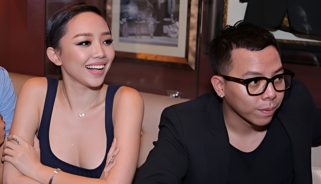 Tóc Tiên Cầu Xin Khán Giả 1526009658-628-Hoang-Touliver-No-1.Jpg