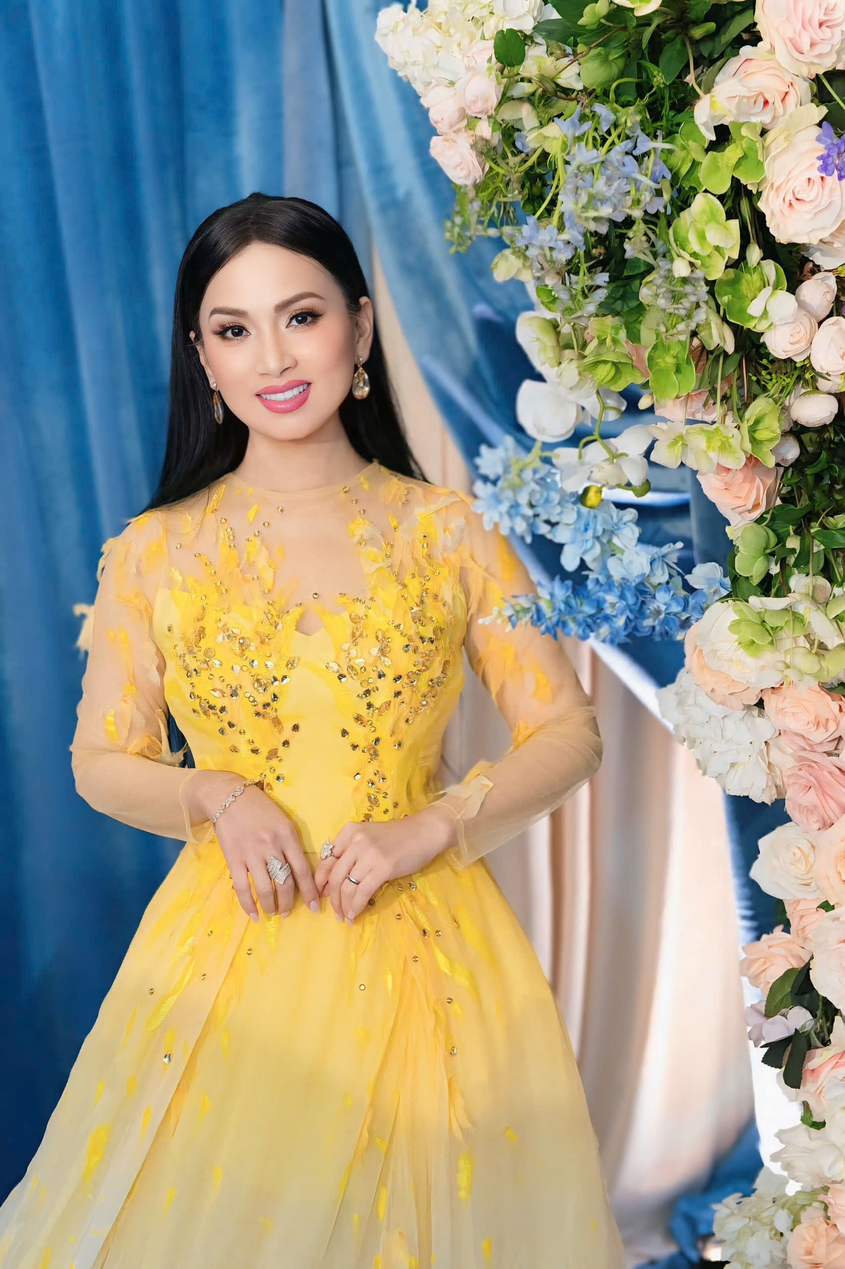 Bố mẹ chồng ca sĩ tỷ phú Hà Phương kỉ niệm 60 năm ngày cưới - Ảnh 3.