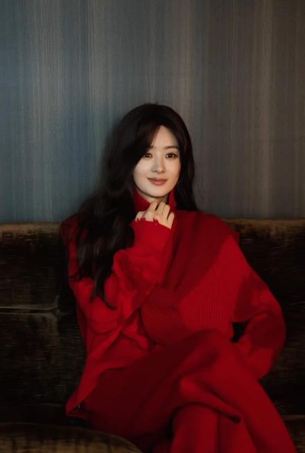 Diện mạo mới của Triệu Lệ Dĩnh 'gây bão' cõi mạng vì lý do này - Ảnh 2