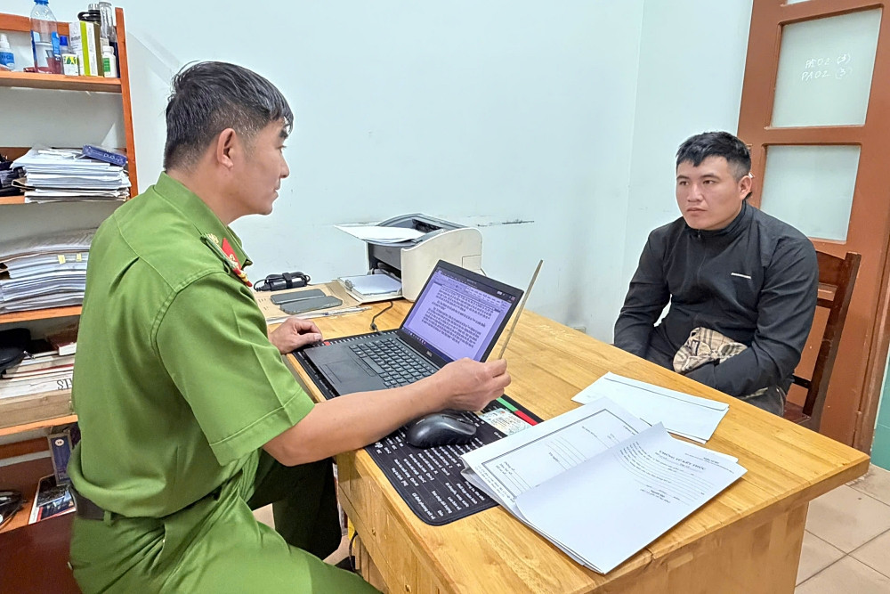 hanh hung tai xe.jpg