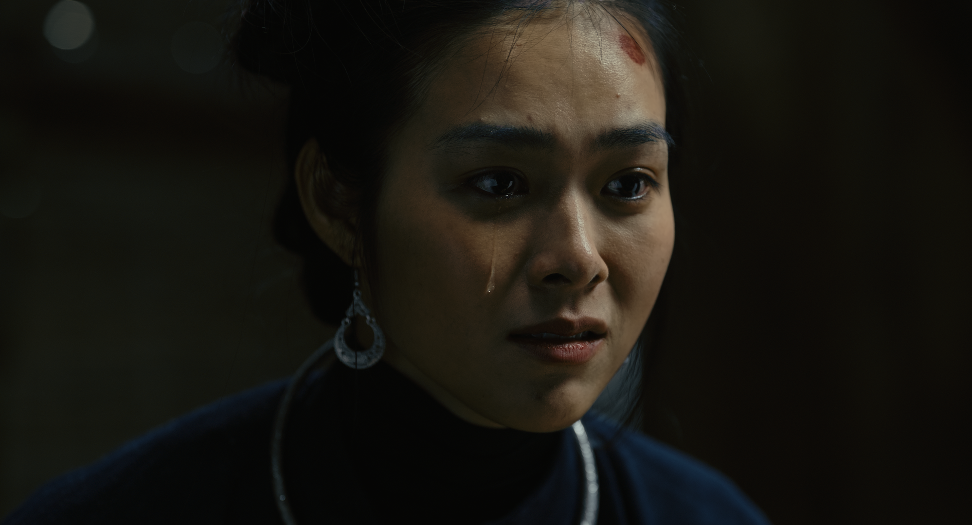 Nina Của 'Tee Yod: Quỷ Ăn Tạng' Đóng Phim Việt Cùng Kiều Minh Tuấn, Diệp Bảo Ngọc Nina Của