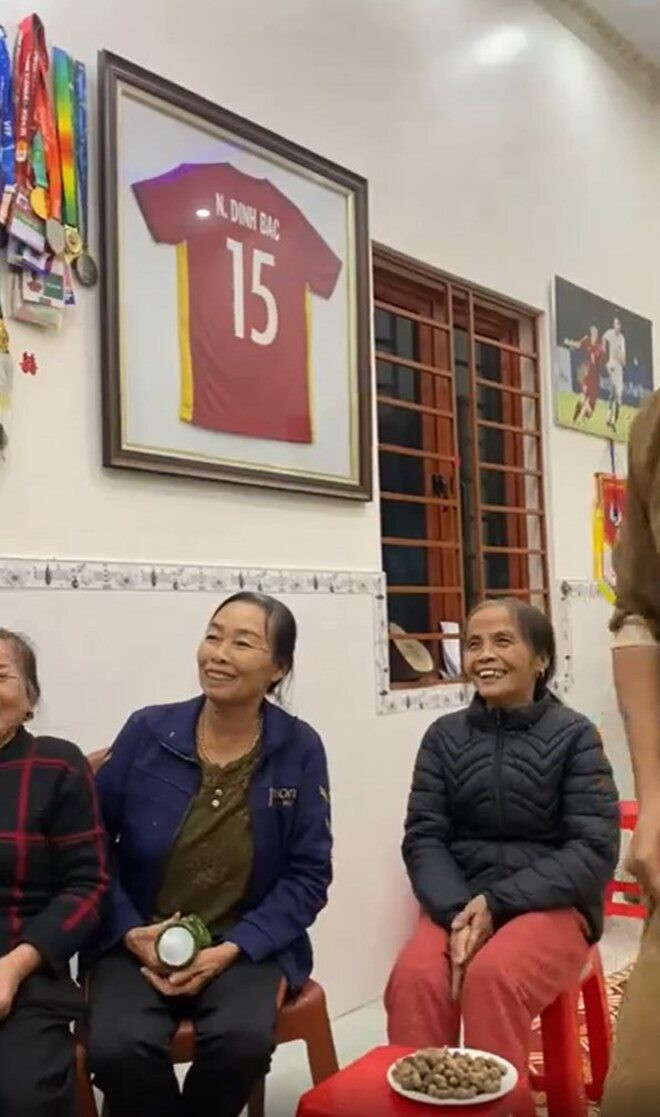 Đình Bắc và Ngôi nhà giản dị 37 tỷ như cung điện ở Nghệ An - Ảnh 12.