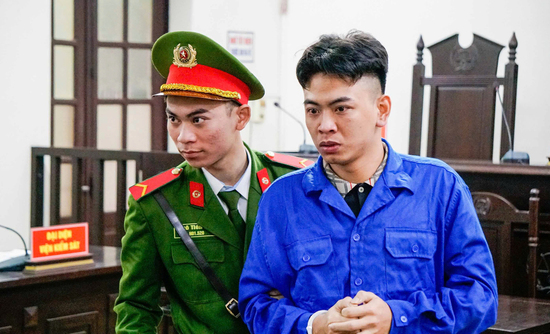 'Tổng tài' chỉ đạo đàn em đánh người ở quán cà phê Hà Nội lĩnh 2 năm tù