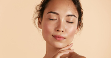 Xu hướng trang điểm năm 2026: Các tông màu ấm áp của thập niên 90 đang trở lại