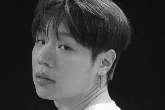 Nam ca sĩ qua đời đột ngột ở tuổi 29 sau tai nạn ngã từ trên cao